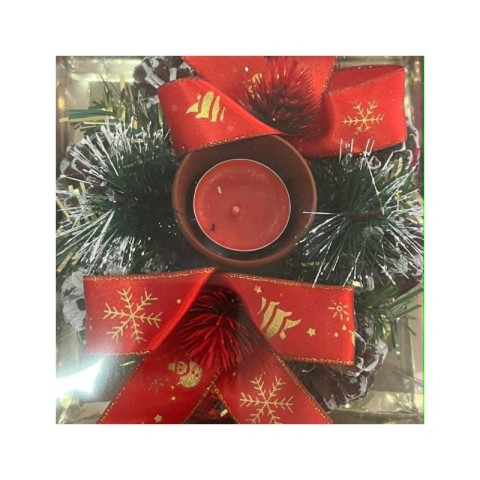 Տոնական մոմակալ և մոմ